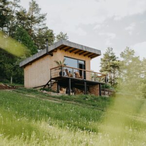 Nevšední pobyt nedaleko Slovenského ráje ve stylové Chatě Hviezdna noc s neomezeným vstupem do finské sauny