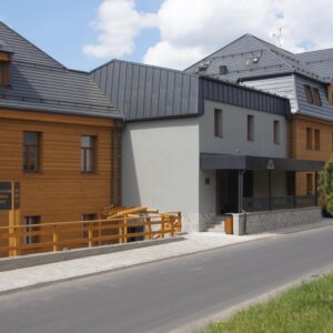 Relax v Krušných horách: Loučná pod Klínovcem v Keilberg Resortu s polopenzí a neomezeným wellness + ping pong