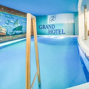 Třebíč: Pobyt v centru města v Grand Hotelu *** s polopenzí a neomezeným vstupem do bazénu