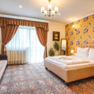 Slovensko: Velký Meder nedaleko termálních lázní luxusně v Penzionu Heléné se snídaní a venkovním bazénem