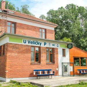 Pohodový pobyt u Baťova kanálu v Penzionu U Veličky se snídaní a půldenní plavbou + dítě do 5 let zdarma