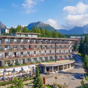 Pobyt u Štrbského Plesa: Hotel Toliar *** s polopenzí a vstupem do bohatého wellness s bazénem + dítě zdarma