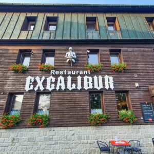 Krušné hory u atrakcí: Hotel Boží Dar - Excalibur *** s polopenzí, vstupem do muzea a řadou výhod pro cyklisty