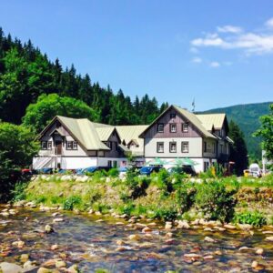 Krkonoše: Špindlerův Mlýn blízko aquaparku v Hotelu Hradec *** se snídaní/polopenzí, wellness a solnou jeskyní