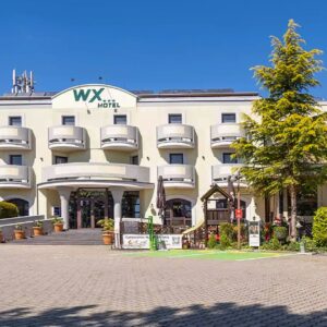 Bratislava u Devínského hradu: WX Hotel *** se snídaní a privátním vstupem do wellness (bazén, sauna, vířivka)