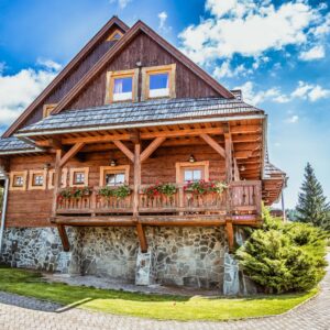 Nízké Tatry v Penzionu Schweintaal se snídaní a wellness (vířivka, finská sauna, infrasauna) + venkovní bazén
