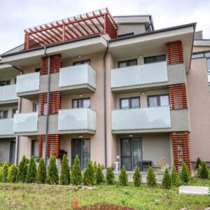 Podhájská jen 400 m od termálních a Římských lázní v nových Apartmánech Pulse + 10% sleva na vstup do lázní