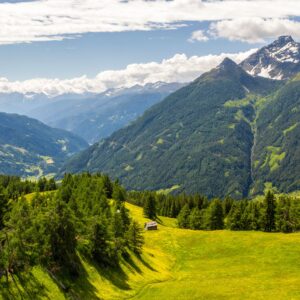 Tyrolské Alpy: Pobyt v Hotelu Gasthof Lublass s chutnou polopenzí a neomezeným vstupem do sauny + úschovna kol