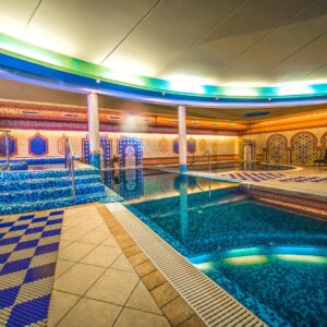 Maďarsko u hradu Sümeg: Hotel Kapitány Wellness ****superior s polopenzí a termálním wellness + jezdecká show