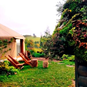 Glampingová jurta s wellness