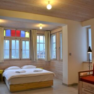 Čtyřpatrový hotel u lanovky na Sněžku