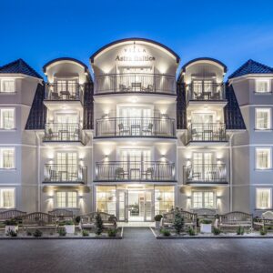 Lázně Mezizdroje 10 minut od pláže Baltského moře ve Ville Astra Baltica se snídaní formou bufetu + zahrada