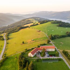 CHKO Bílé Karpaty: Žítková blízko ski areálu v Hotelu Kopanice **** se snídaní/polopenzí a neomezeným wellness