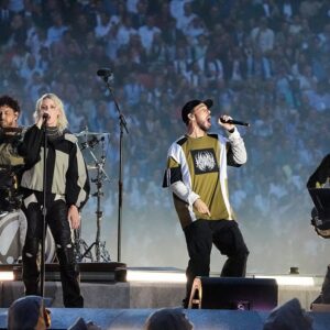 Linkin Park naživo v Mnichově: Nezapomenutelný koncert v moderní Allianz Areně + ubytování v prémiovém hotelu