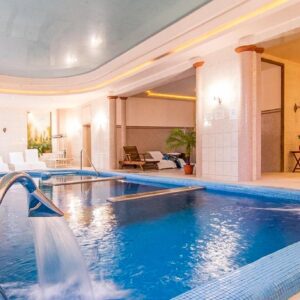 Maďarsko blízko lázní na zámku Batthyány Kúria **** s neomezeným termálním wellness, polopenzí a animacemi