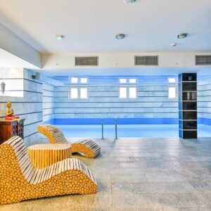 Pobyt u Vratislavi v zámeckém Orient Palace Hotelu *** s neomezeným wellness (bazén, sauny) + polopenze