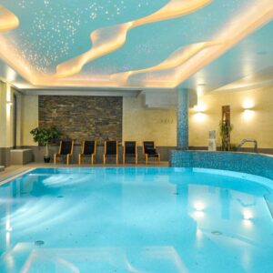 Polské Beskydy u sjezdovky v Hotelu Elbrus Spa & Wellness *** s polopenzí, bazénem + 3 druhy saun, aroma masáž