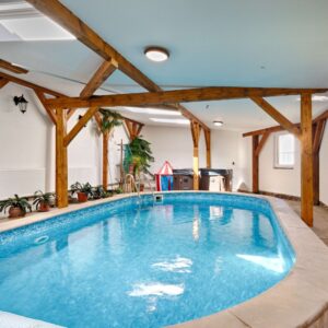 Pobyt u Jindřichova Hradce v Pohádkové usedlosti Lovětín s polopenzí, bazénem a venkovním vyžitím pro děti