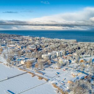 Polsko u moře a jezera: Mielno v Molo Park Aparthotelu se snídaní a wellness (bazén, sauna) + dětské animace