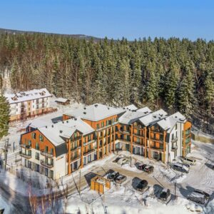 Dovolená v Krkonoších: Szklarska Poreba v apartmánu Sun & Snow Ostoja Parku Narodowego + sauna a herna