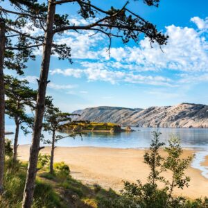 Chorvatsko v San Marino Resort - Sahara & Rab Hotel by Valamar *** s polopenzí a programem + děti zdarma