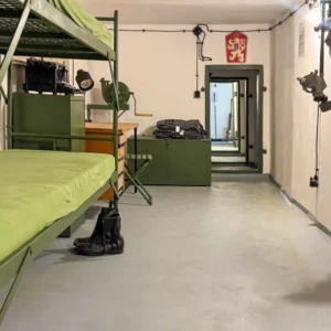 Pobyt v atomovém armádním bunkru se vstupem do muzea