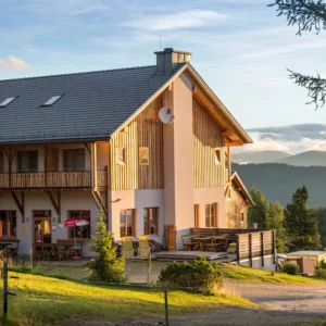 Horský hotel v Korutanech s polopenzí a saunou