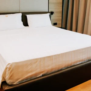 Vlora: 4* hotel blízko pláže, snídaně i možnost wellness