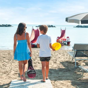 Dovolená v Rimini přímo u pláže: strava, bazén i vířivka