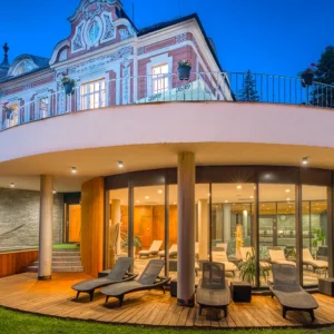 Luxusní pobyt v Jeseníkách: strava, wellness i venkovní vířivka