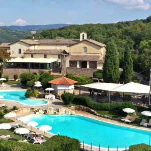 Italská pohoda v Umbrii: resort s bazénem a snídaní