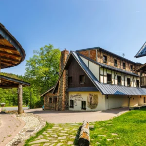 Dovolená v Jeseníkách se snídaní pro 2–4 osoby