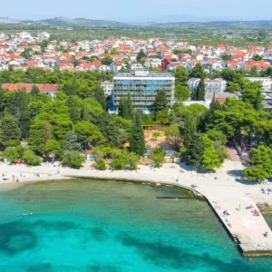 Vodice: pobyt ve 3* hotelu s polopenzí