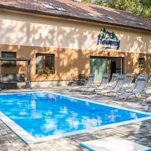 Pobyt se snídaní a wellness 300 m od zámku Lednice