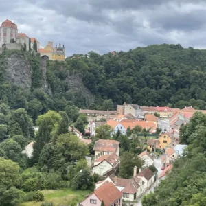 Chalupa pro 14 os. se saunou, jezírkem i vířivkou