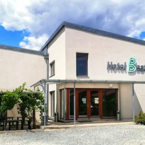 Vinné sklepy u Lednice: polopenze i víno pro dva