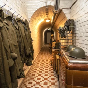 Pobyt v atomovém krytu v centru Brna se snídaní