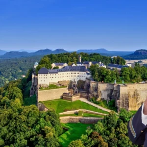 Saské Švýcarsko lodí: Königstein a Kurort Rathen