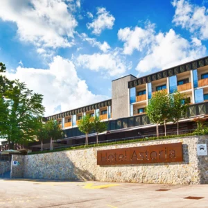 Pobyt v 3* hotelu u jezera Bled: snídaně i wellness