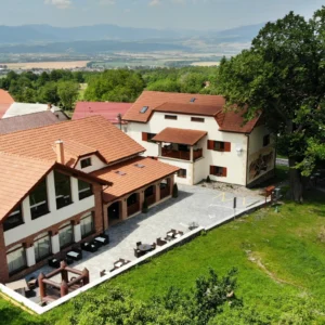 Pobyt v Bojnicích s polopenzí a neomezeným wellness