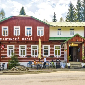 Pobyt na pomezí Jizerek a Krkonoš: strava a sauna