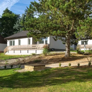 Vily a chatky 5 km od Seče: snídaně, wellness a bazén