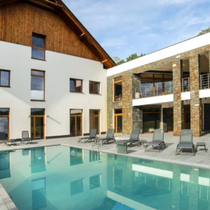 Głuchołazy: 4* hotel s wellness, děti zdarma, zimní pobyt s množstvím aktivit