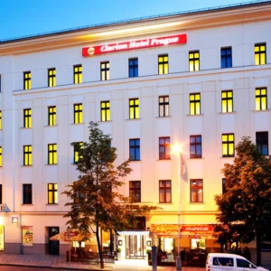 Pražské Vinohrady: pobyty se snídaní i lahví vína