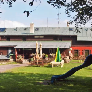 Pobyt pro 2–6 osob: polopenze i sjezd z Černé hory