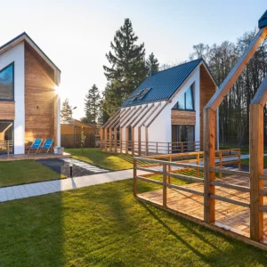 Moderní skandinávské domky na Baltu i vč. snídaně