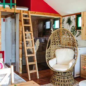 Glamping u jezera a moře: snídaně i atrakce