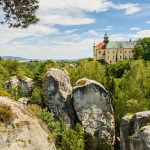 Zámek Hrubá Skála: polopenze, wellness i vyhlídka