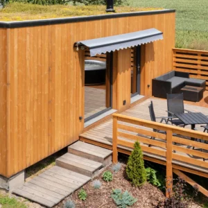 Luxusní chata v kempu na Vysočině a venkovní vířivka