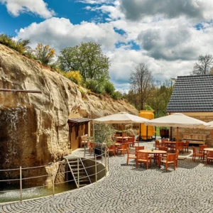 Romantický pokoj v pískovcové skále, snídaně v ceně